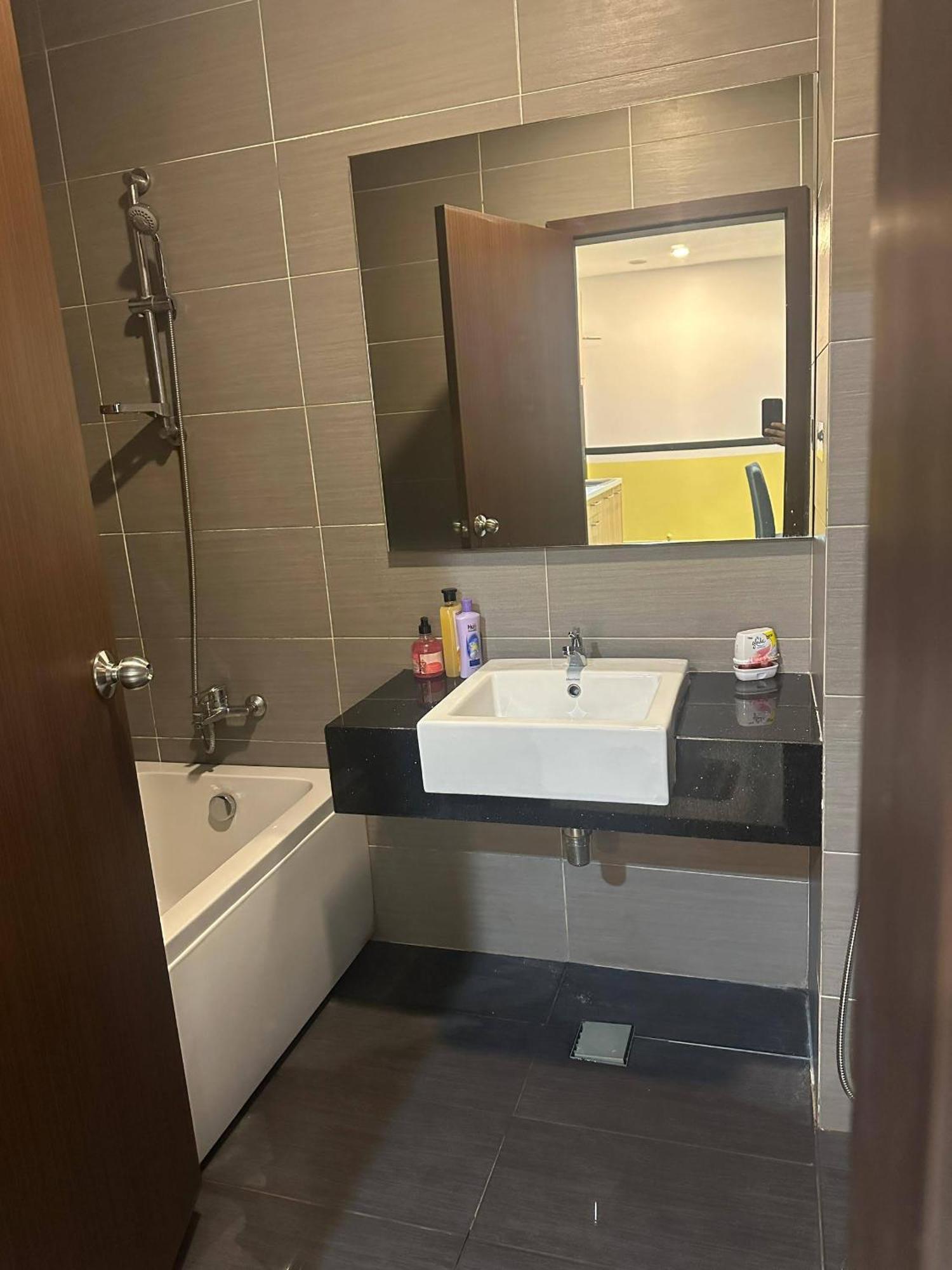 Jb City D'Esplanade Shopping Mall Apartment Johor Bahru Ngoại thất bức ảnh